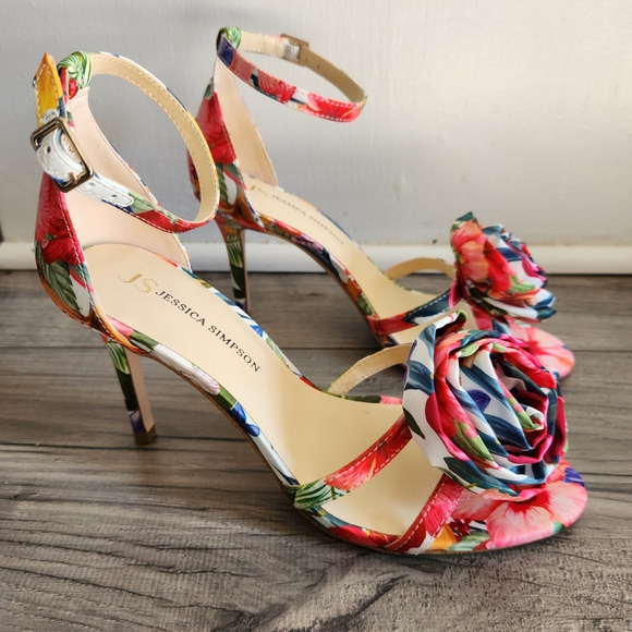NWT Jessica Simpson Multicolor Floral Heels – Cushioned Insole – Size 6 - Picture 3 of 6